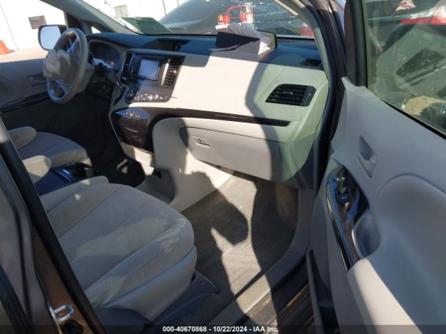 5TDKK3DC4ES432281 Toyota Sienna Le V6 8 Passenger