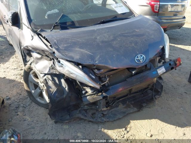 5TDKK3DC4ES432281 Toyota Sienna Le V6 8 Passenger