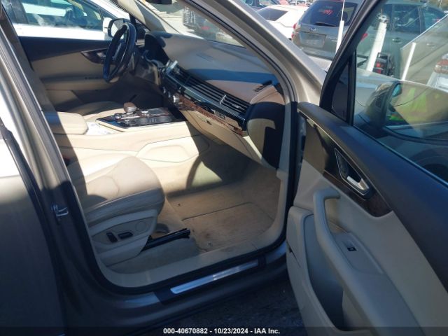 WA1LAAF71HD015285 Audi Q7 3.0t Premium