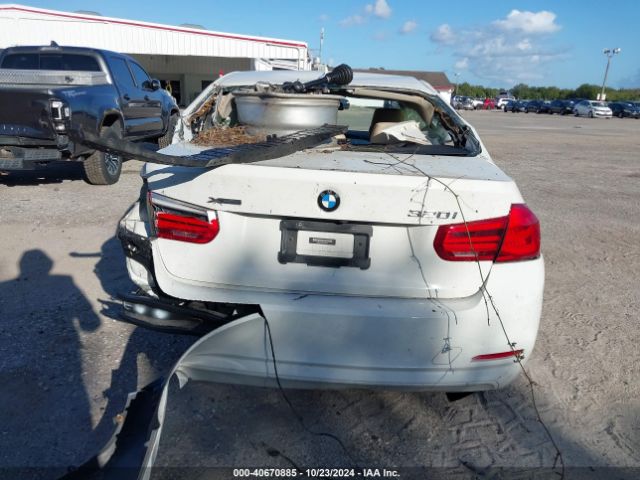 WBA8A3C56JA499551 BMW 320i Xdrive