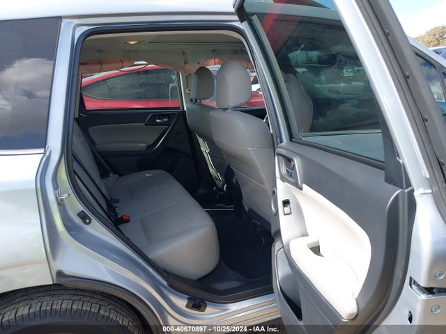 Subaru Forester 2.5i Limited 2016 JF2SJAKC9GH469880 Image 8