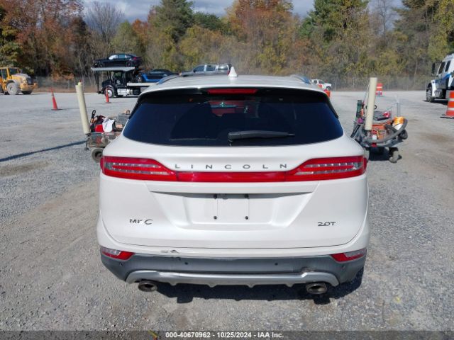 5LMCJ2C90HUL39824 Lincoln MKC SELECT