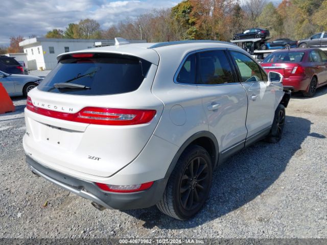 5LMCJ2C90HUL39824 Lincoln MKC SELECT