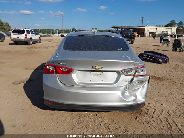 Chevrolet MALIBU LT 2018 1G1ZD5ST4JF229935 Image 16