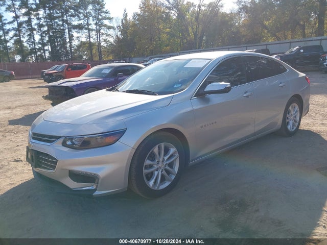 Chevrolet MALIBU LT 2018 1G1ZD5ST4JF229935 Image 2