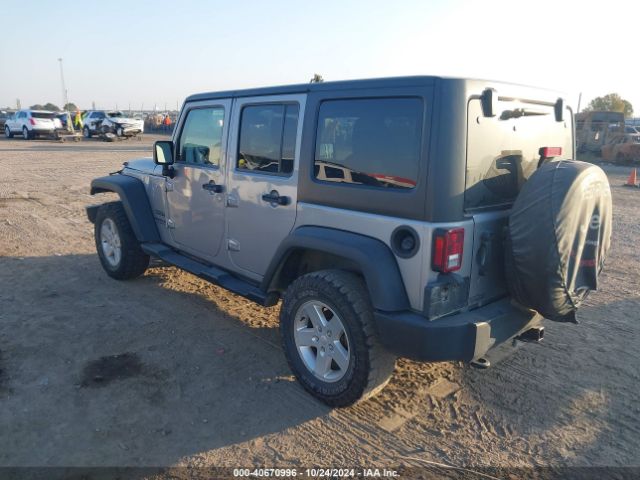 1C4BJWDG0GL124813 Jeep Wrangler Unlimited Sport
