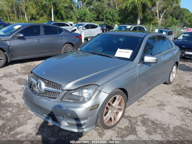 WDDGF8AB0ER318446 Mercedes-Benz C 300 Luxury 4matic/sport 4matic