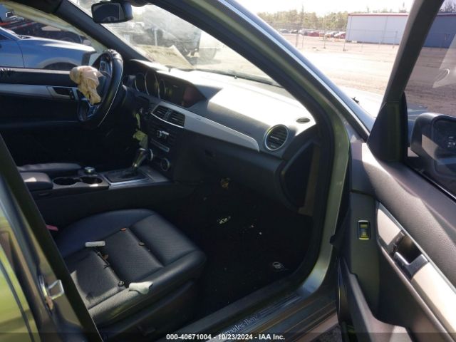 WDDGF8AB0ER318446 Mercedes-Benz C 300 Luxury 4matic/sport 4matic
