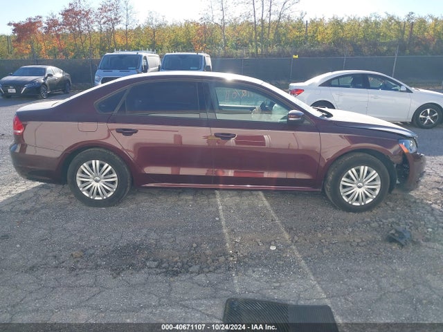 Volkswagen Passat 1.8t S 2014 1VWAT7A37EC072815 Image 13