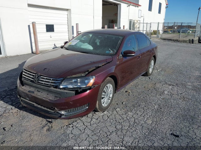 1VWAT7A37EC072815 Volkswagen Passat 1.8t S