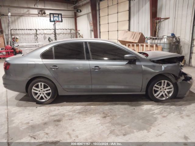 3VW2B7AJXJM240932 Volkswagen Jetta 1.4t S