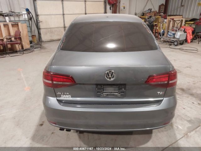 3VW2B7AJXJM240932 Volkswagen Jetta 1.4t S