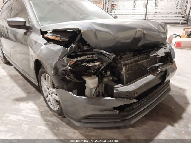 3VW2B7AJXJM240932 Volkswagen Jetta 1.4t S