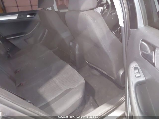 3VW2B7AJXJM240932 Volkswagen Jetta 1.4t S