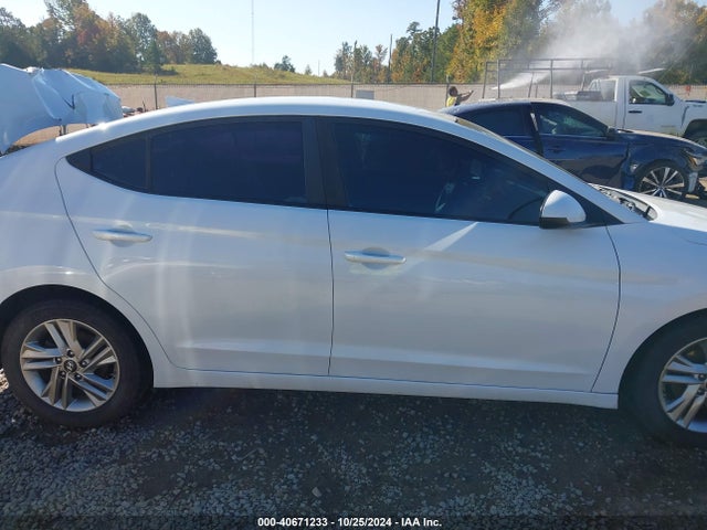Hyundai ELANTRA SEL 2019 5NPD84LF0KH421157 Image 12