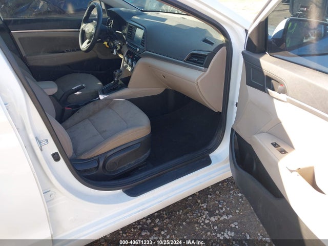 Hyundai ELANTRA SEL 2019 5NPD84LF0KH421157 Image 5