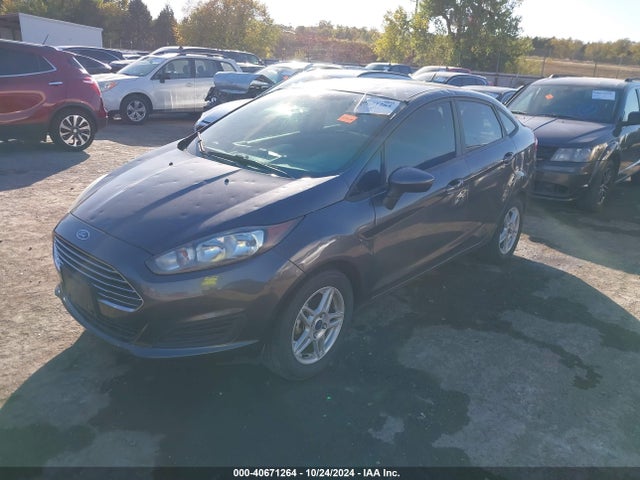 Ford FIESTA SE 2017 3FADP4BJ4HM109750 Image 2