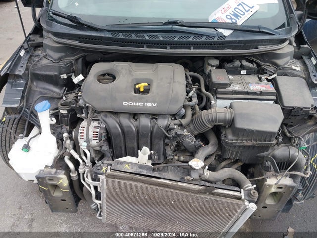 KIA FORTE LX 2017 3KPFL4A7XHE150897 Image 10