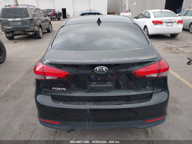 KIA FORTE LX 2017 3KPFL4A7XHE150897 Image 17