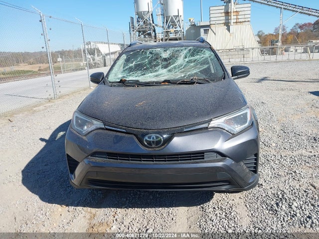 Toyota RAV4 LE 2018 JTMZFREV6JJ180322 Image 12