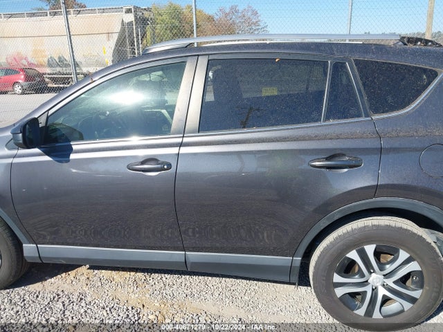 Toyota RAV4 LE 2018 JTMZFREV6JJ180322 Image 14