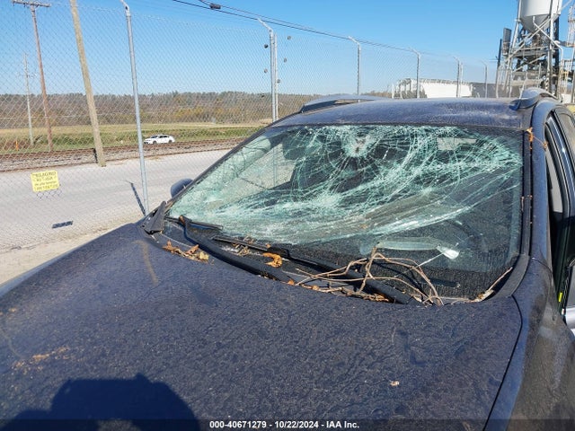Toyota RAV4 LE 2018 JTMZFREV6JJ180322 Image 6