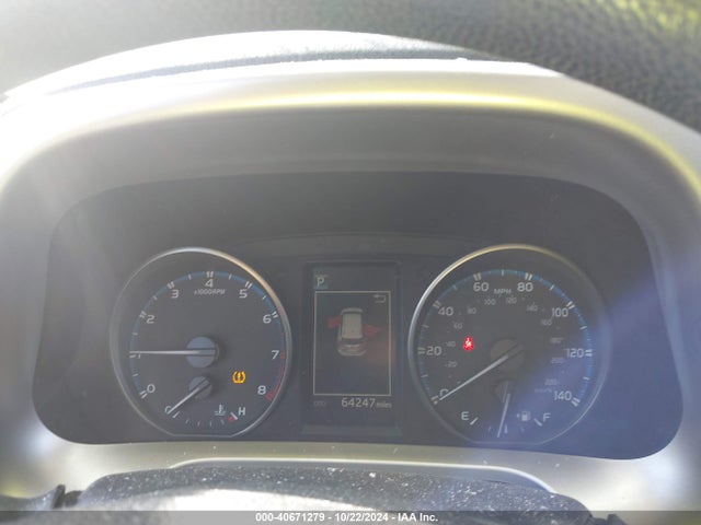 Toyota RAV4 LE 2018 JTMZFREV6JJ180322 Image 7