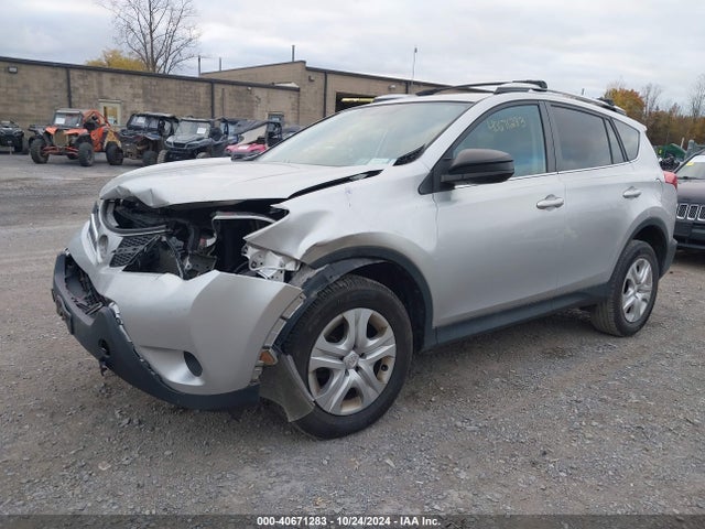 Toyota RAV4 LE 2014 2T3BFREV7EW193038 Image 2