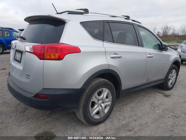 Toyota RAV4 LE 2014 2T3BFREV7EW193038 Image 4
