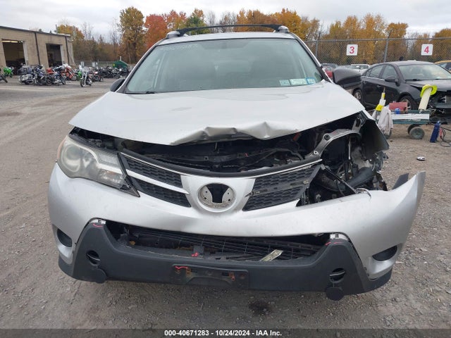 Toyota RAV4 LE 2014 2T3BFREV7EW193038 Image 5
