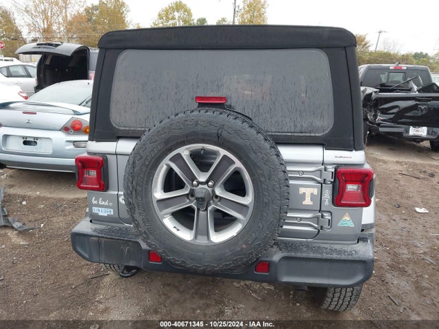 1C4HJXEN1LW207852 Jeep Wrangler Unlimited Sahara 4x4