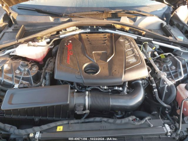 ZARFAECN1J7568204 Alfa Romeo Giulia Ti Lusso Rwd