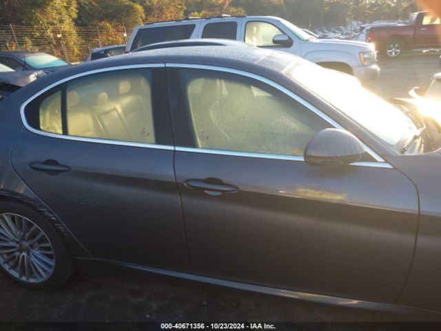 ZARFAECN1J7568204 Alfa Romeo Giulia Ti Lusso Rwd