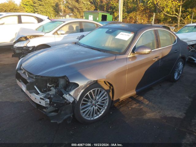 ZARFAECN1J7568204 Alfa Romeo Giulia Ti Lusso Rwd