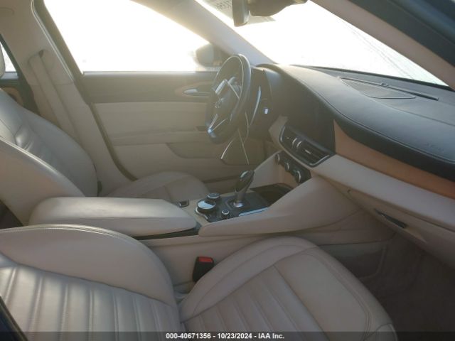 ZARFAECN1J7568204 Alfa Romeo Giulia Ti Lusso Rwd