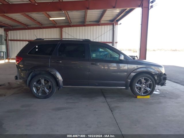 3C4PDDGG5JT197118 Dodge Journey Crossroad Awd