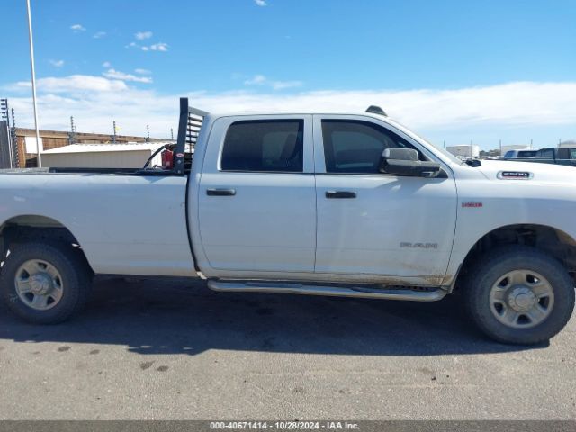 3C6UR5HJ6MG582826 RAM 2500 Tradesman  4x4 8' Box
