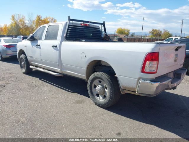 3C6UR5HJ6MG582826 RAM 2500 Tradesman  4x4 8' Box