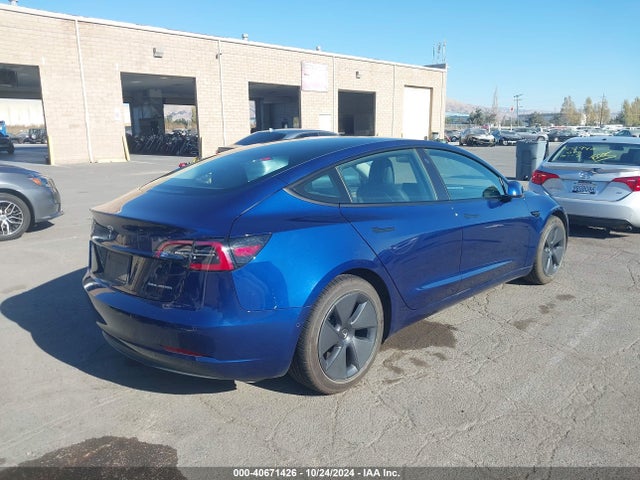 2022 TESLA MODEL 3 5YJ3E1EB8NF179086 Photo 3