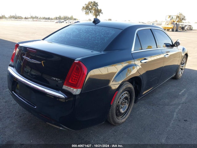 2C3CCAEGXGH156556 Chrysler 300C