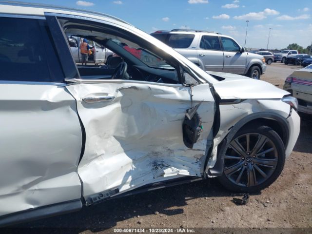3PCAJ5M33LF118357 Infiniti Qx50 Essential Awd