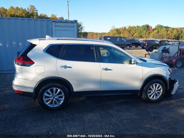 Nissan ROGUE SV 2018 JN8AT2MV4JW329395 Image 14