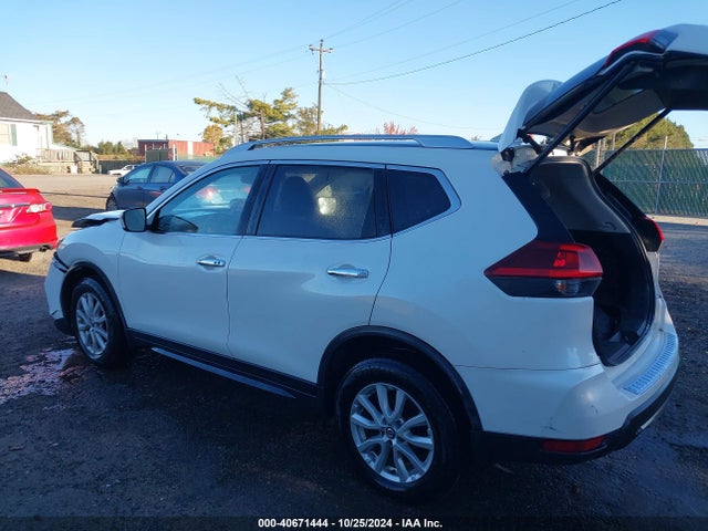 Nissan ROGUE SV 2018 JN8AT2MV4JW329395 Image 3