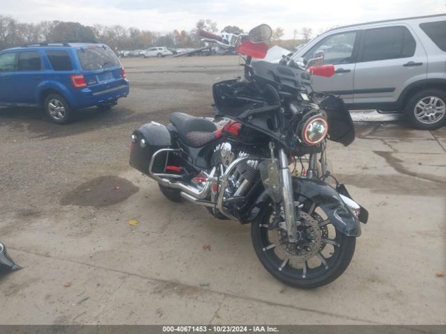 2017 INDIAN MOTORCYCLE CO. CHIEFTAIN 56KTCNAAXH3353925