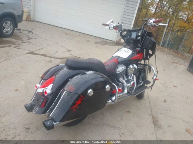 2017 INDIAN MOTORCYCLE CO. CHIEFTAIN 56KTCNAAXH3353925 Photo 3