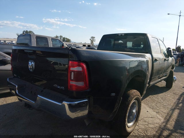 40671456 :رقم المزاد ، 3C63RRGL0RG295303 vin ، 2024 Ram 3500 Tradesman  4x4 8' Box مزاد بيع