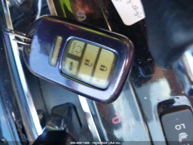 1HGCR3F98GA028242 Honda Accord Touring