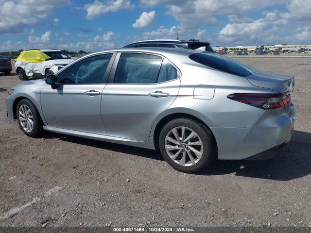 Toyota CAMRY LE 2023 4T1R11AK4PU102538 Image 3