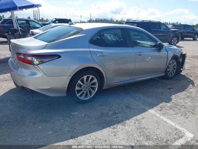 Toyota CAMRY LE 2023 4T1R11AK4PU102538 Image 4