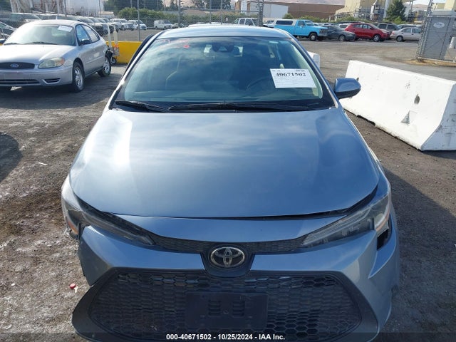 Toyota COROLLA LE 2022 JTDEPMAEXN3011595 Image 11